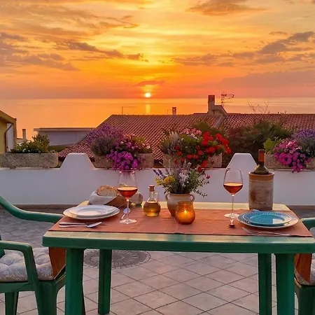Lägenhet Tramonto Su Porto Alabe Vista Mare E Barbecue *